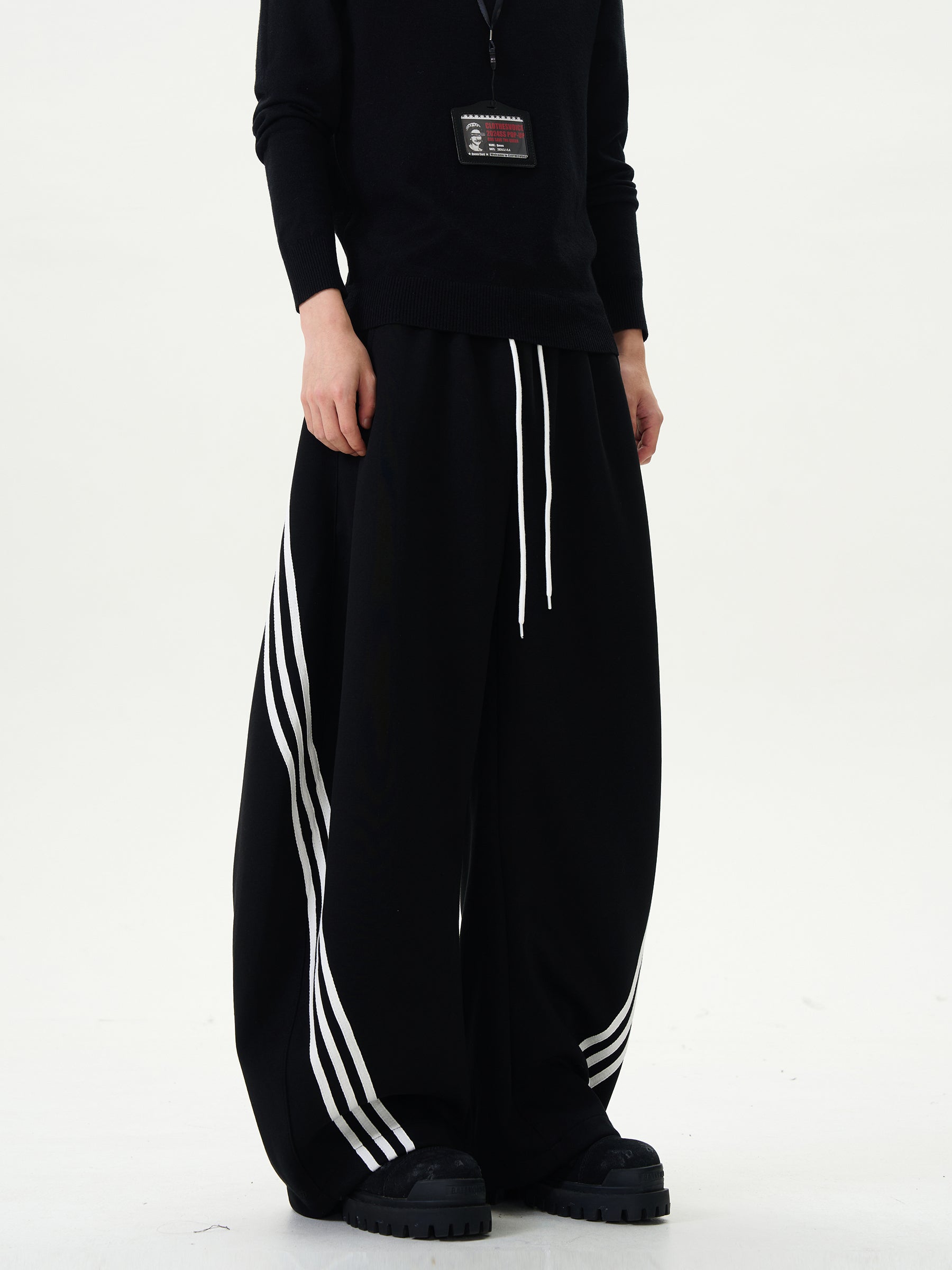 LOOSE STRIDE TRACK PANTS