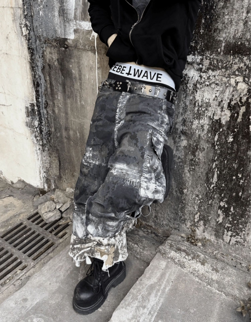 CAMO RAZE DENIM SHORTS