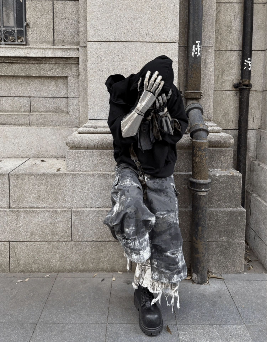 CAMO RAZE DENIM SHORTS